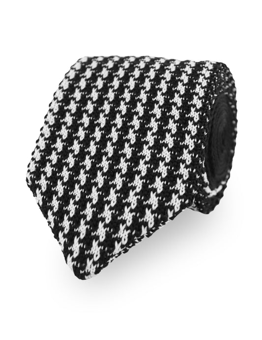 Houndstooth Design Knitted Tie With Diamond End - Black