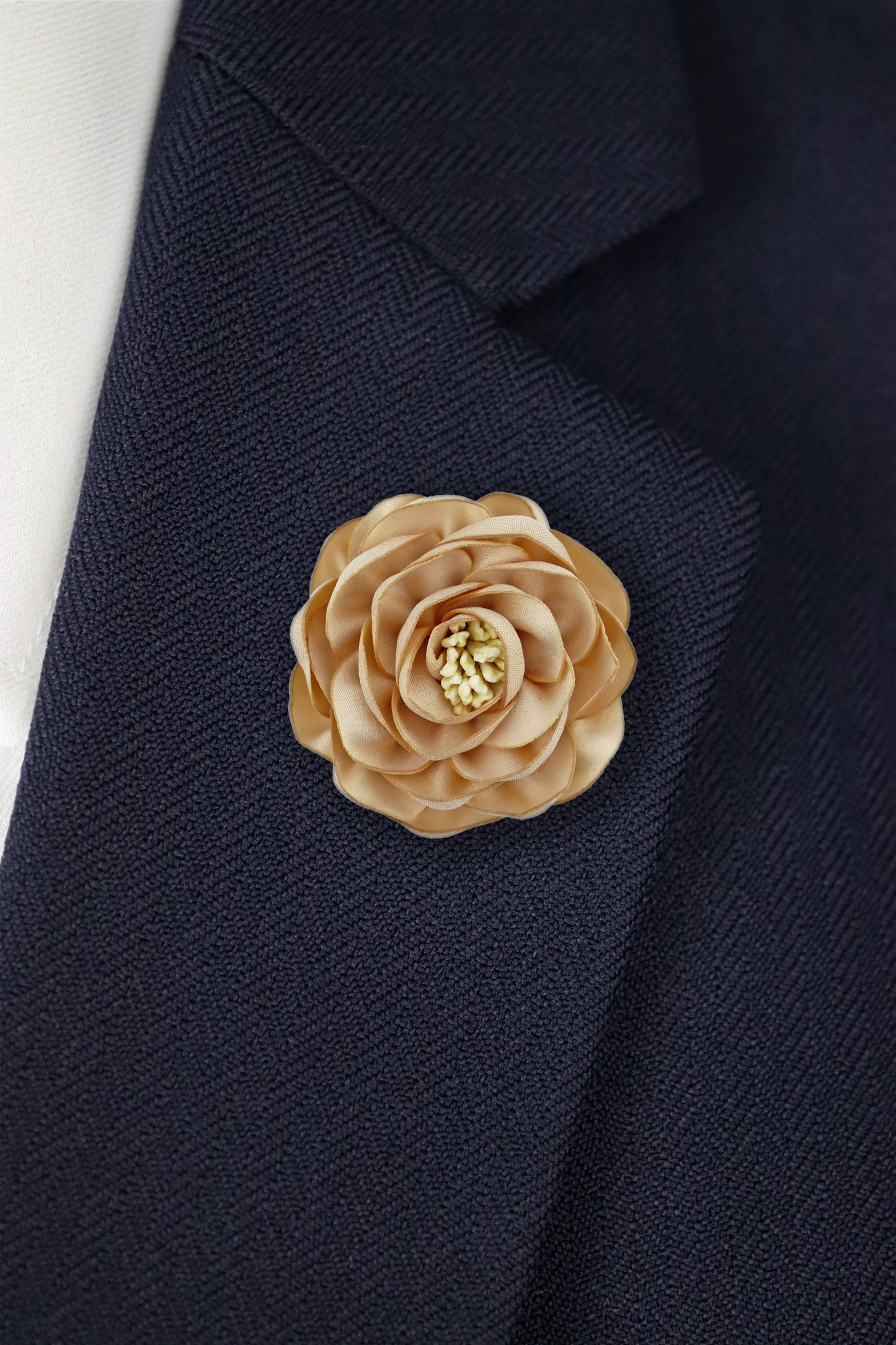 Flower Lapel Pin - Peach